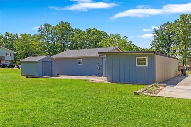 224 County Road 146, Riceville, TN 37370