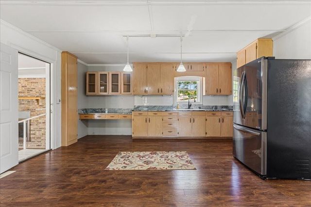 224 County Road 146, Riceville, TN 37370