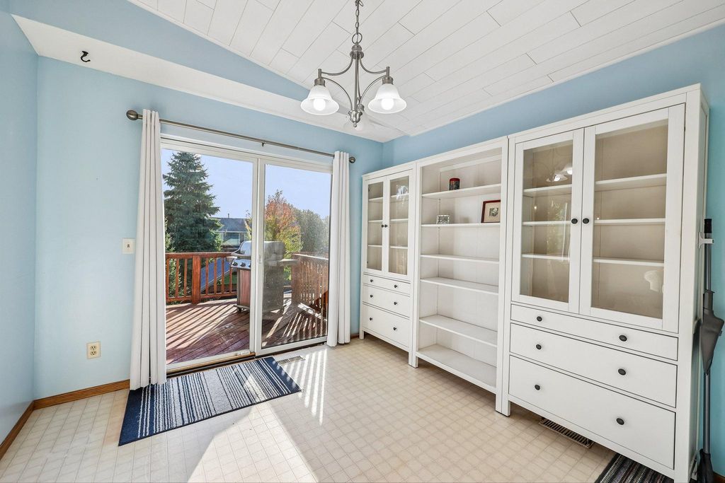 1217 Clover Court S, Shakopee, MN 55379 — photo 4