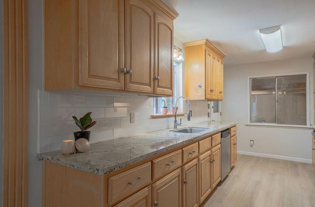 454 Paradise Road, Salinas, CA 93907