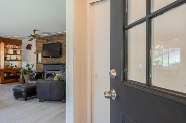 454 Paradise Road, Salinas, CA 93907