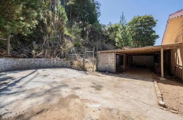 454 Paradise Road, Salinas, CA 93907