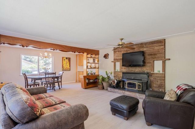 454 Paradise Road, Salinas, CA 93907