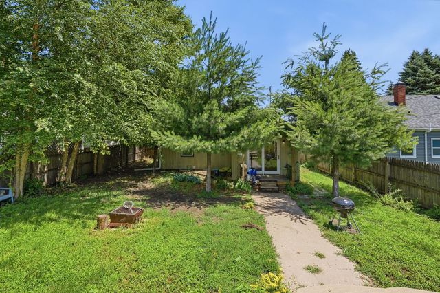 3414 Marquette Street, Davenport, IA 52806