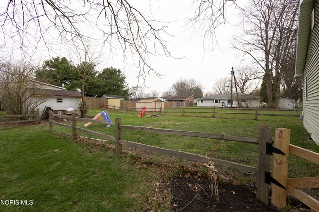 100 Warrington Avenue, Findlay, OH 45840