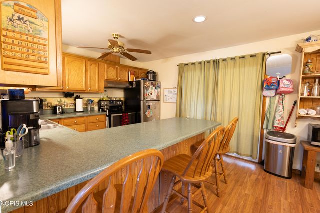 100 Warrington Avenue, Findlay, OH 45840