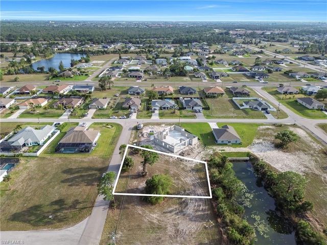 3440 NE 17th PL, Cape Coral, FL 33909