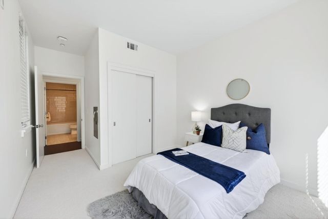 570 Innes Avenue 204, San Francisco, CA 94124