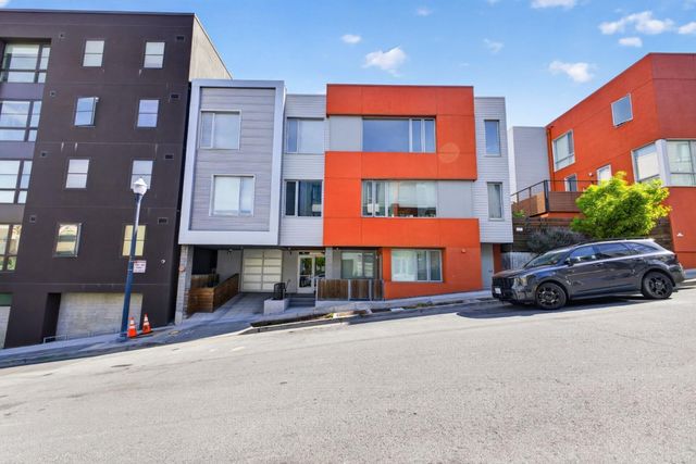 570 Innes Avenue 204, San Francisco, CA 94124