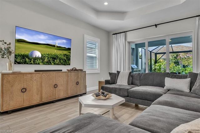 13861 Magnolia Isle DR, Fort Myers, FL 33905