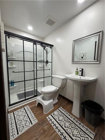 7801 N Euclid Avenue, Kansas City, MO 64118