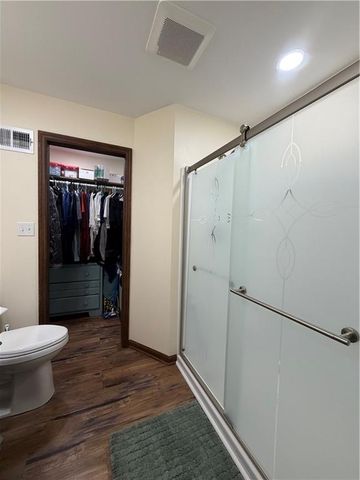 7801 N Euclid Avenue, Kansas City, MO 64118