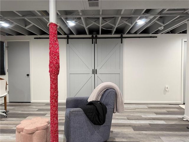 7801 N Euclid Avenue, Kansas City, MO 64118