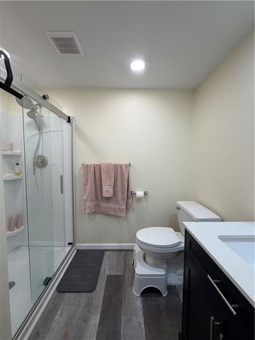 7801 N Euclid Avenue, Kansas City, MO 64118