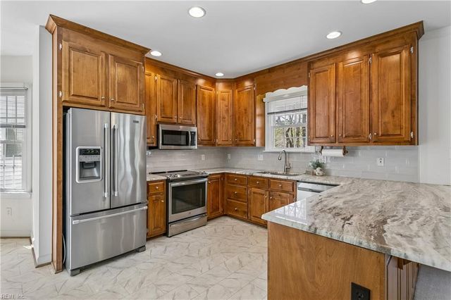 5 Riding PATH, Hampton, VA 23669