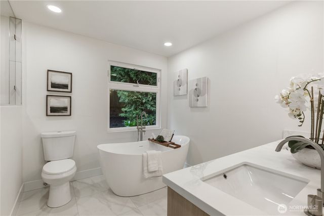 1122 118th Street NE, Tulalip, WA 98271