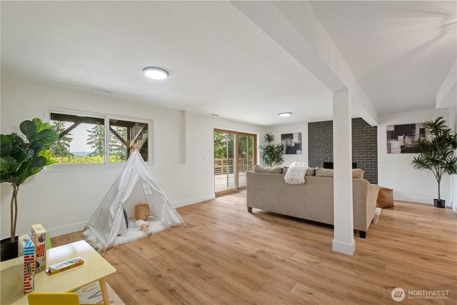 1122 118th Street NE, Tulalip, WA 98271