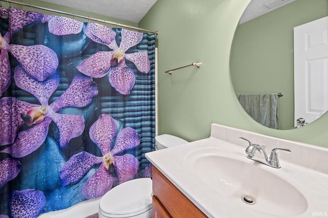 672 Harrison Circle, Dayton, IN 47941