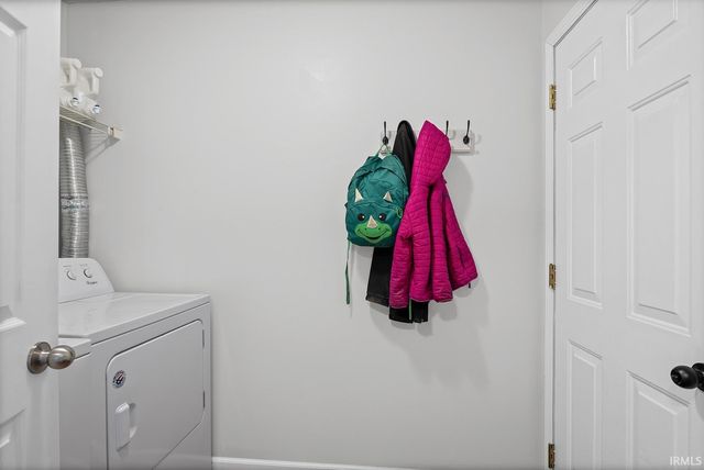 672 Harrison Circle, Dayton, IN 47941