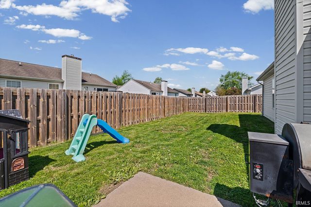 672 Harrison Circle, Dayton, IN 47941