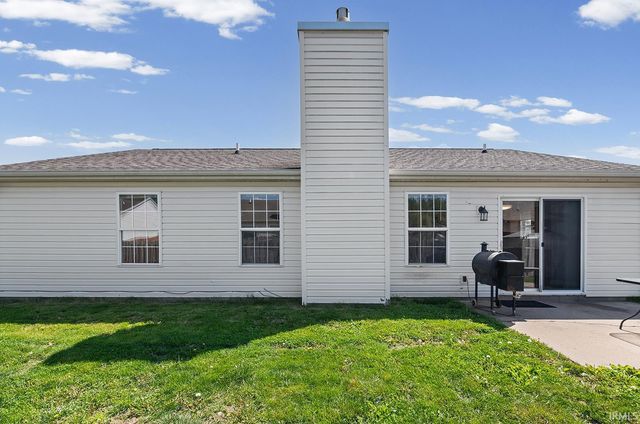 672 Harrison Circle, Dayton, IN 47941