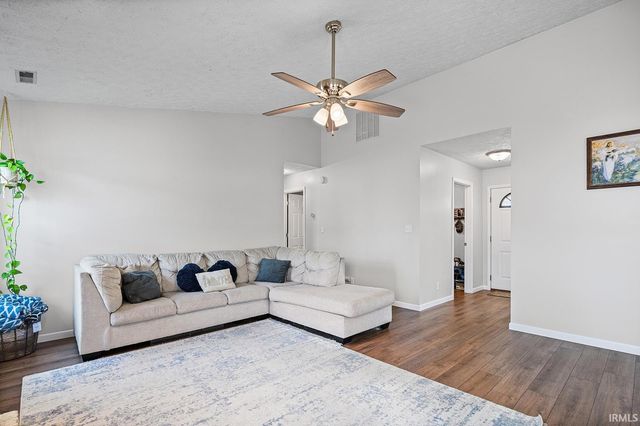 672 Harrison Circle, Dayton, IN 47941