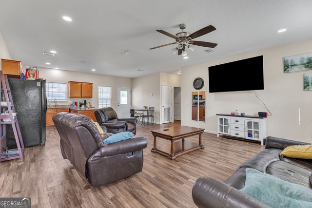 186 Mill Branch Circle, Douglas, GA 31535