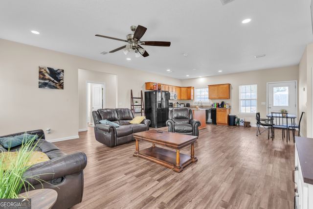 186 Mill Branch Circle, Douglas, GA 31535