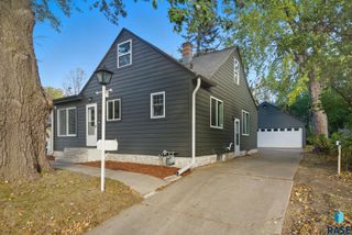 1716 S Grange Ave Avenue, Sioux Falls, SD 57105
