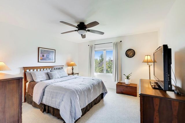 3940 W Bryn Mawr Avenue 501, Chicago, IL 60659