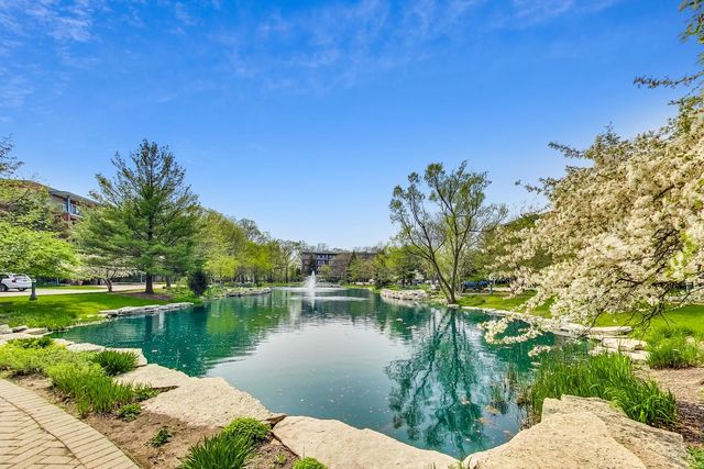 3940 W Bryn Mawr Avenue 501, Chicago, IL 60659