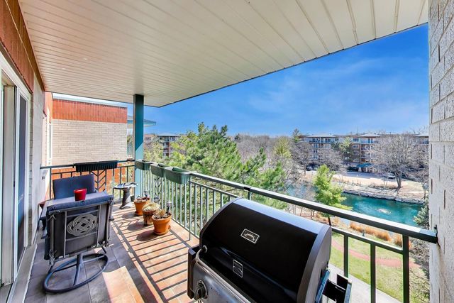 3940 W Bryn Mawr Avenue 501, Chicago, IL 60659