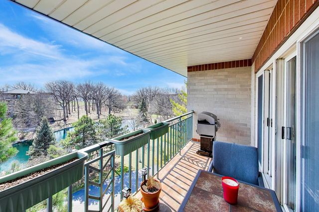 3940 W Bryn Mawr Avenue 501, Chicago, IL 60659