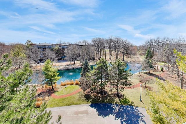 3940 W Bryn Mawr Avenue 501, Chicago, IL 60659