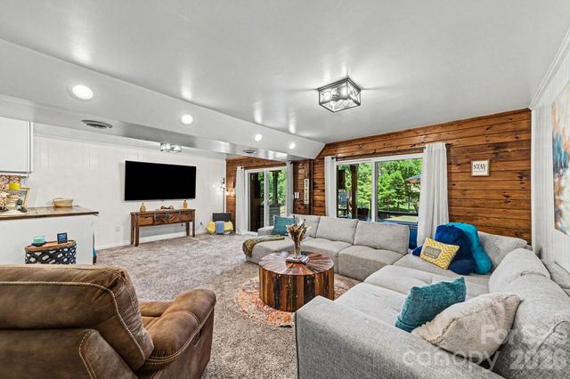 512 Deerfield Road, Mount Gilead, NC 27306