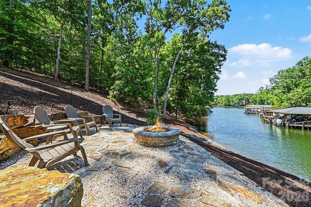 512 Deerfield Road, Mount Gilead, NC 27306