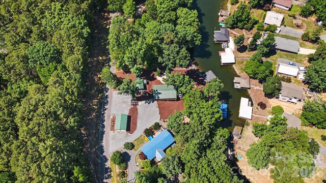 512 Deerfield Road, Mount Gilead, NC 27306