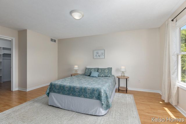 2222 Beatrice Drive Ne, Grand Rapids Twp, MI 49505