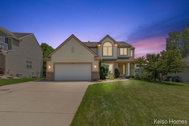 2222 Beatrice Drive Ne, Grand Rapids Twp, MI 49505