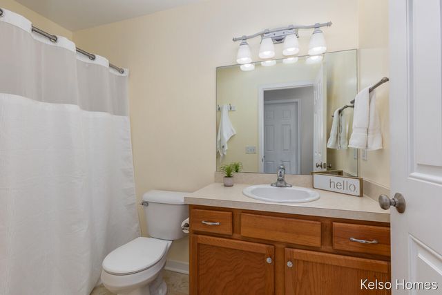 2222 Beatrice Drive Ne, Grand Rapids Twp, MI 49505