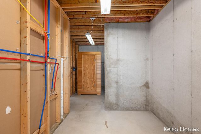 2222 Beatrice Drive Ne, Grand Rapids Twp, MI 49505