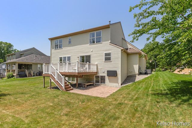 2222 Beatrice Drive Ne, Grand Rapids Twp, MI 49505