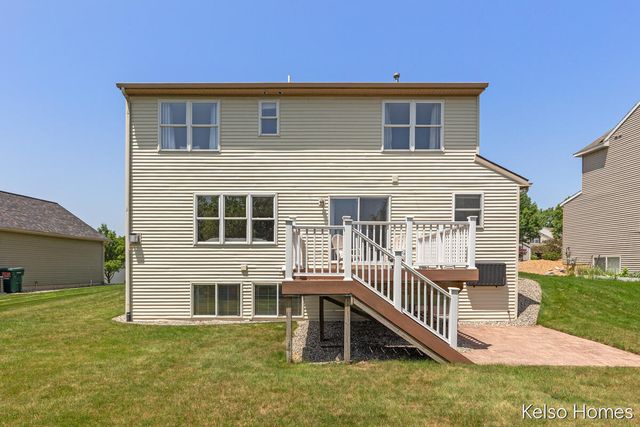 2222 Beatrice Drive Ne, Grand Rapids Twp, MI 49505