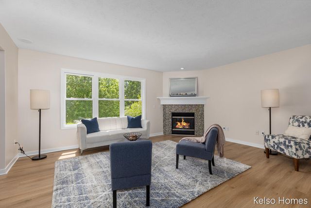 2222 Beatrice Drive Ne, Grand Rapids Twp, MI 49505