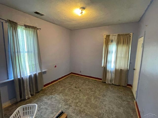 2712 Collingwood Street, Saginaw, MI 48601