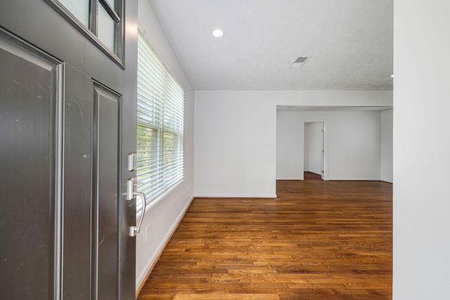 7515 Magnolia Street, Houston, TX 77023
