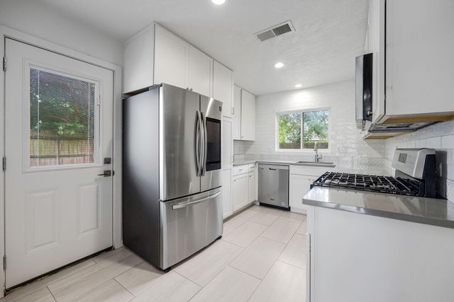 7515 Magnolia Street, Houston, TX 77023