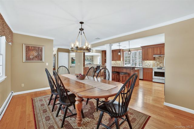 423 Rutledge Drive, Yorktown Heights, NY 10598