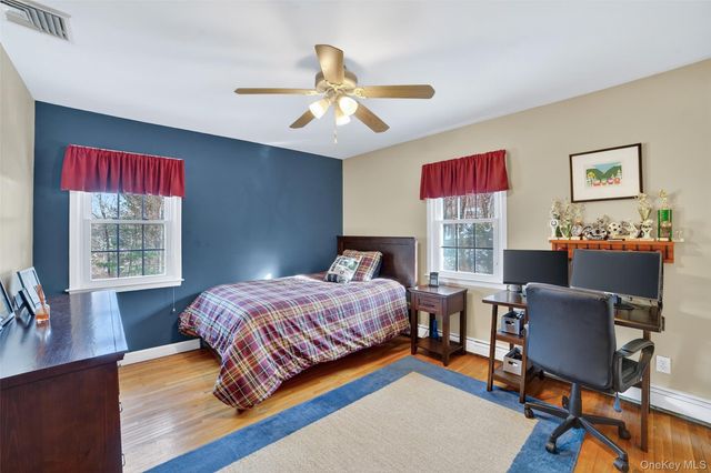 423 Rutledge Drive, Yorktown Heights, NY 10598