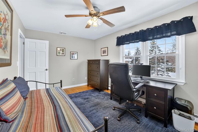 423 Rutledge Drive, Yorktown Heights, NY 10598